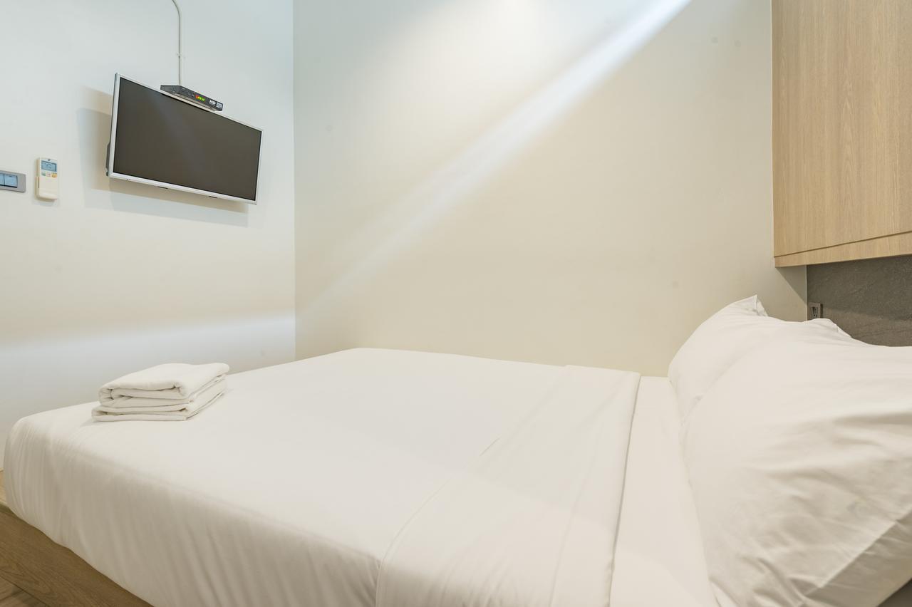 T Hostel @ Victory Monument Bangkok Extérieur photo